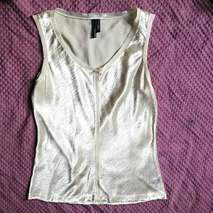 Beautiful tank size large new